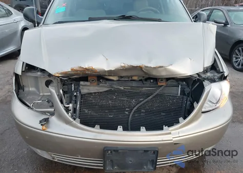 2003 Chrysler Town & Country Limited z USA, uszkodzony, nr VIN 2C8GP64L83R385172